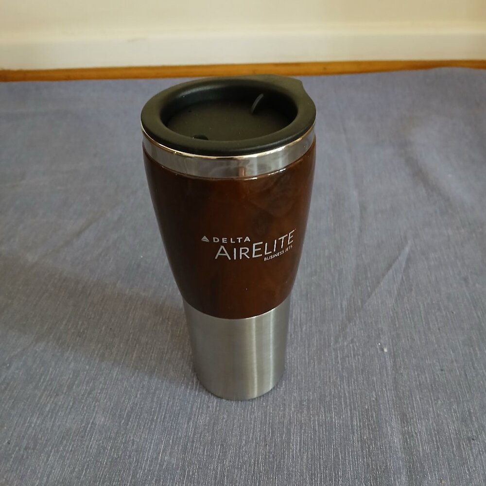 Leed's Delta Airelite Metal Stainless Steel Lidded Tumbler New